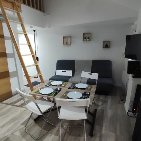 Apartament Little House *